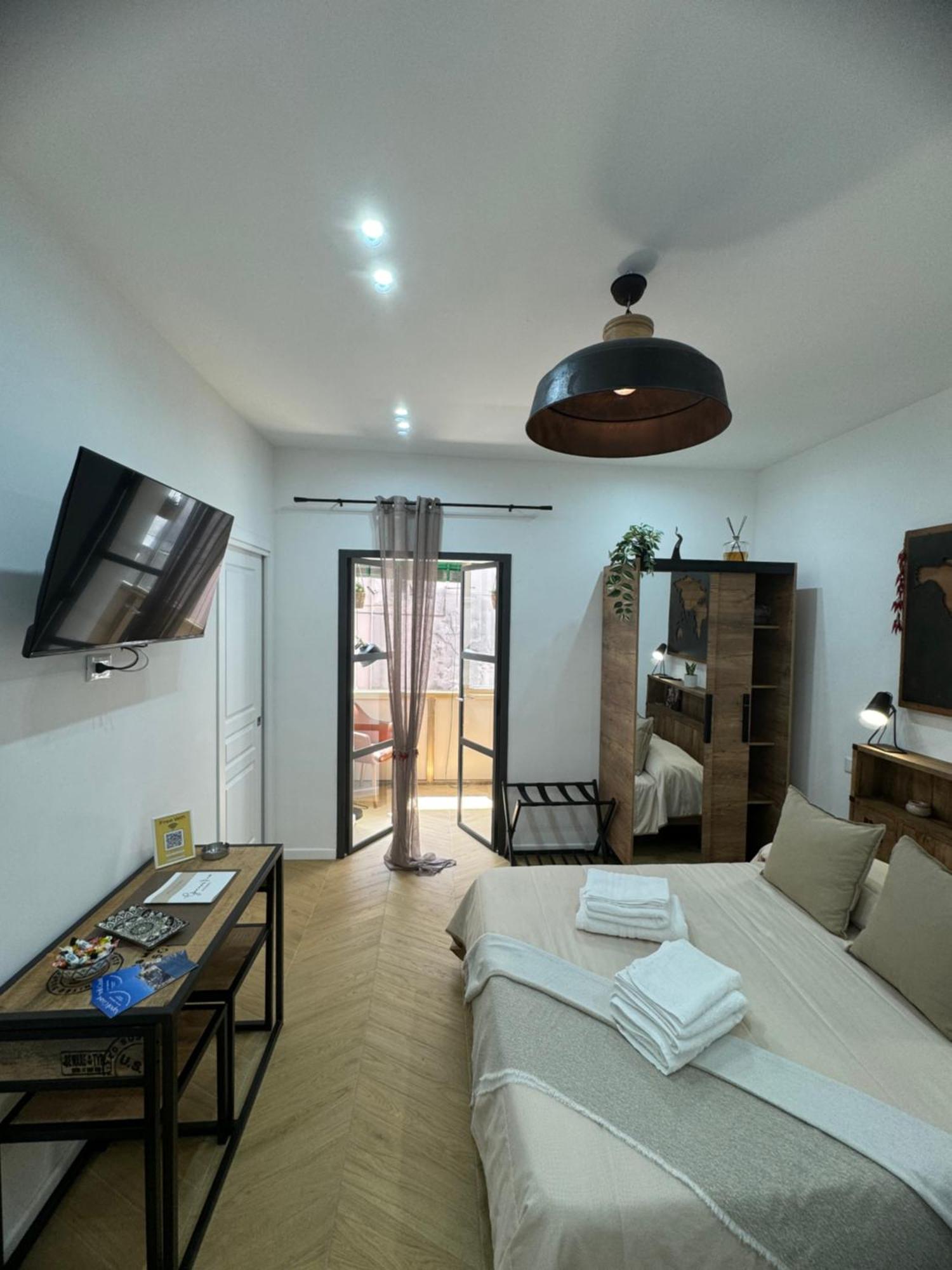 Gennarino Apartments - Panorama Suite With Balcony And Urban Loft Neapol Exteriér fotografie